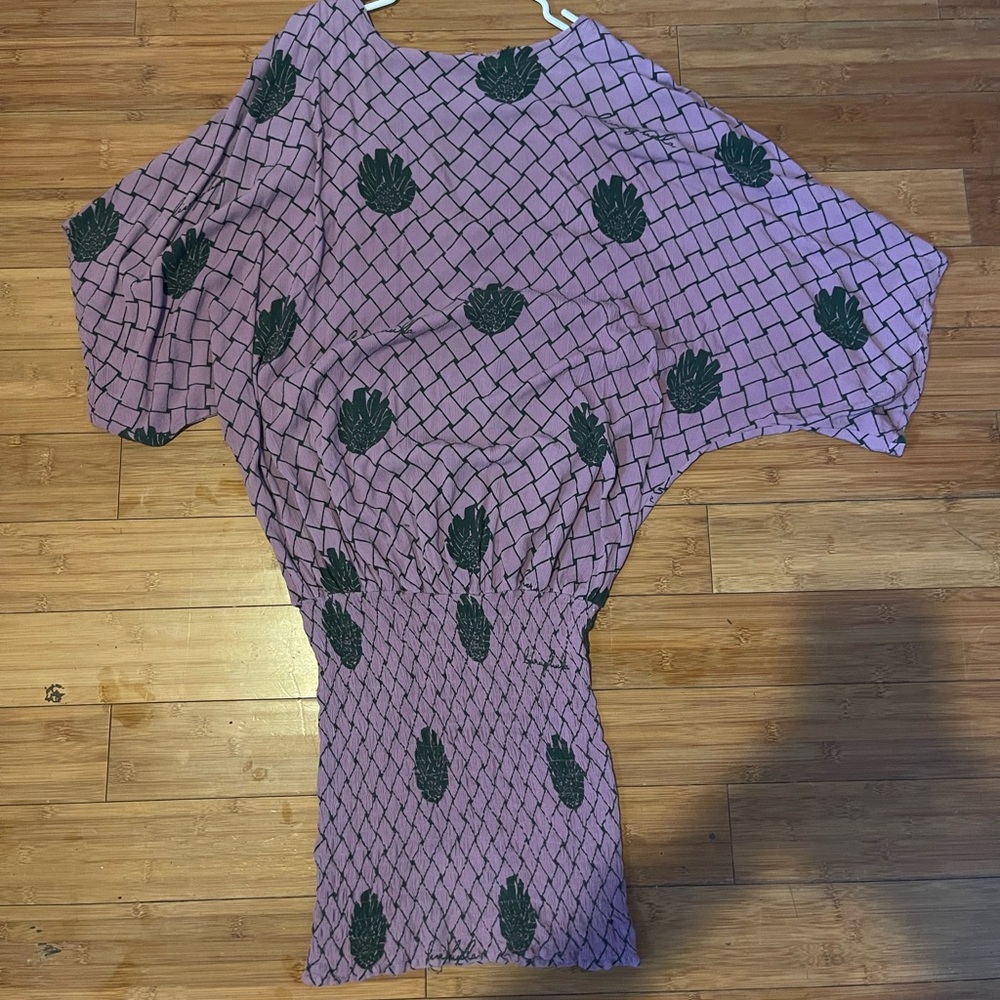 Living hula mikela dress size s/m super cute/flattering